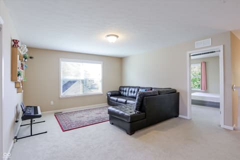 Photo of 1930 Lakecrest Drive, Columbus, IN
