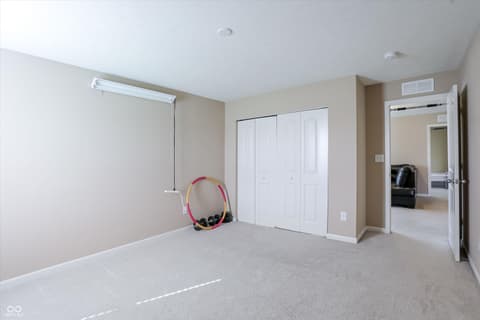 Photo of 1930 Lakecrest Drive, Columbus, IN