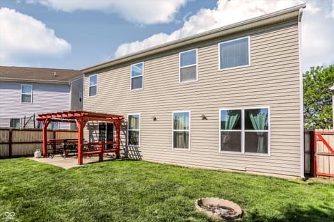 Photo of 1930 Lakecrest Drive, Columbus, IN