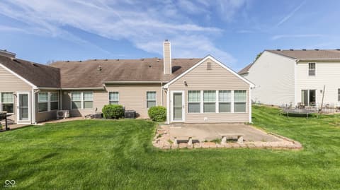 Photo of 7427 Oak Knoll Drive, Indianapolis, IN
