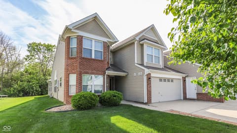 Photo of 7427 Oak Knoll Drive, Indianapolis, IN