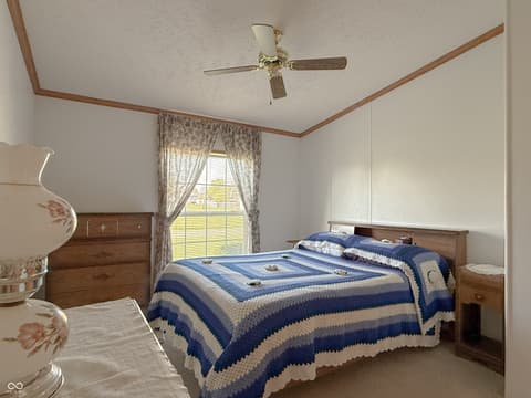 Photo of 615 High Street, Hope, IN
