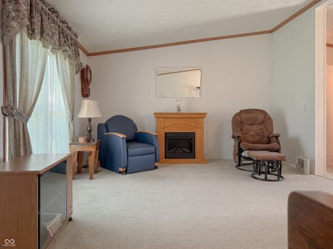 Photo of 615 High Street, Hope, IN