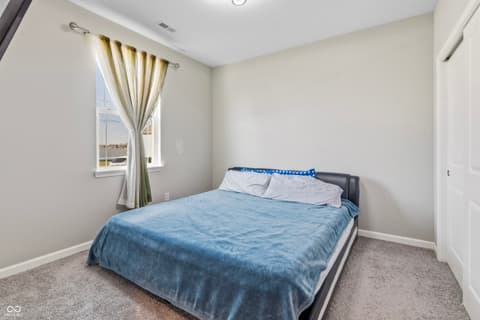 Photo of 5805 Flat Hill Drive, Indianapolis, IN