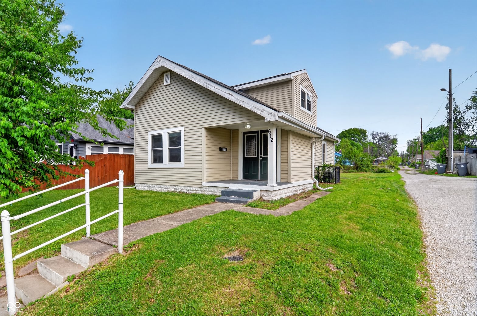 Front exterior at 616 W 39th Street, Indianapolis, IN