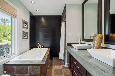 Photo of 7050 Allisonville Road, Indianapolis, IN