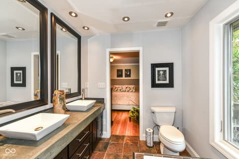 Photo of 7050 Allisonville Road, Indianapolis, IN