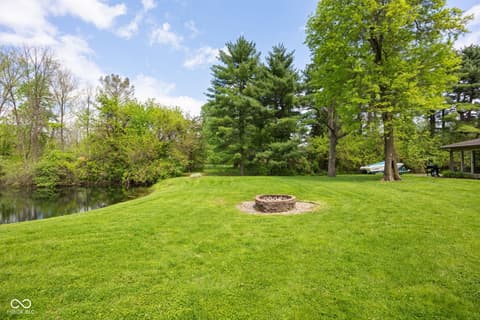 Photo of 7050 Allisonville Road, Indianapolis, IN