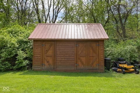 Photo of 7050 Allisonville Road, Indianapolis, IN