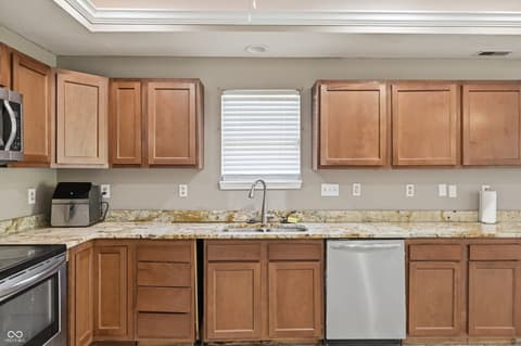 Photo of 934 N Buck Creek Road, Greenfield, IN