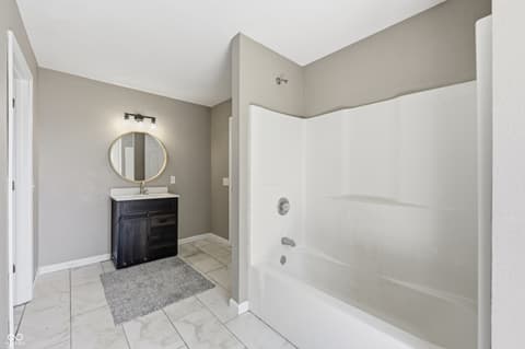 Photo of 934 N Buck Creek Road, Greenfield, IN