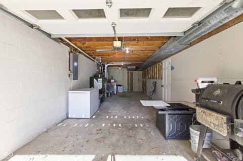 Garage at 4735 W County Road 75 S, Greencastle, IN