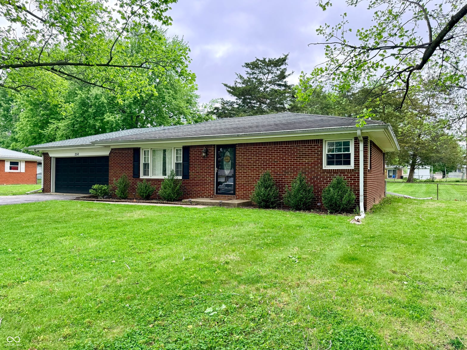 Photo of 250 N Pleasant Run, Crawfordsville, IN