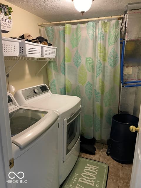 Laundry room at 2147 Fairweather Drive, Indianapolis, IN