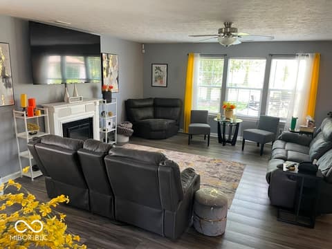 Living room at 2147 Fairweather Drive, Indianapolis, IN