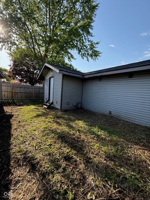 Yard at 1404 S Gerrard Drive, Indianapolis, IN