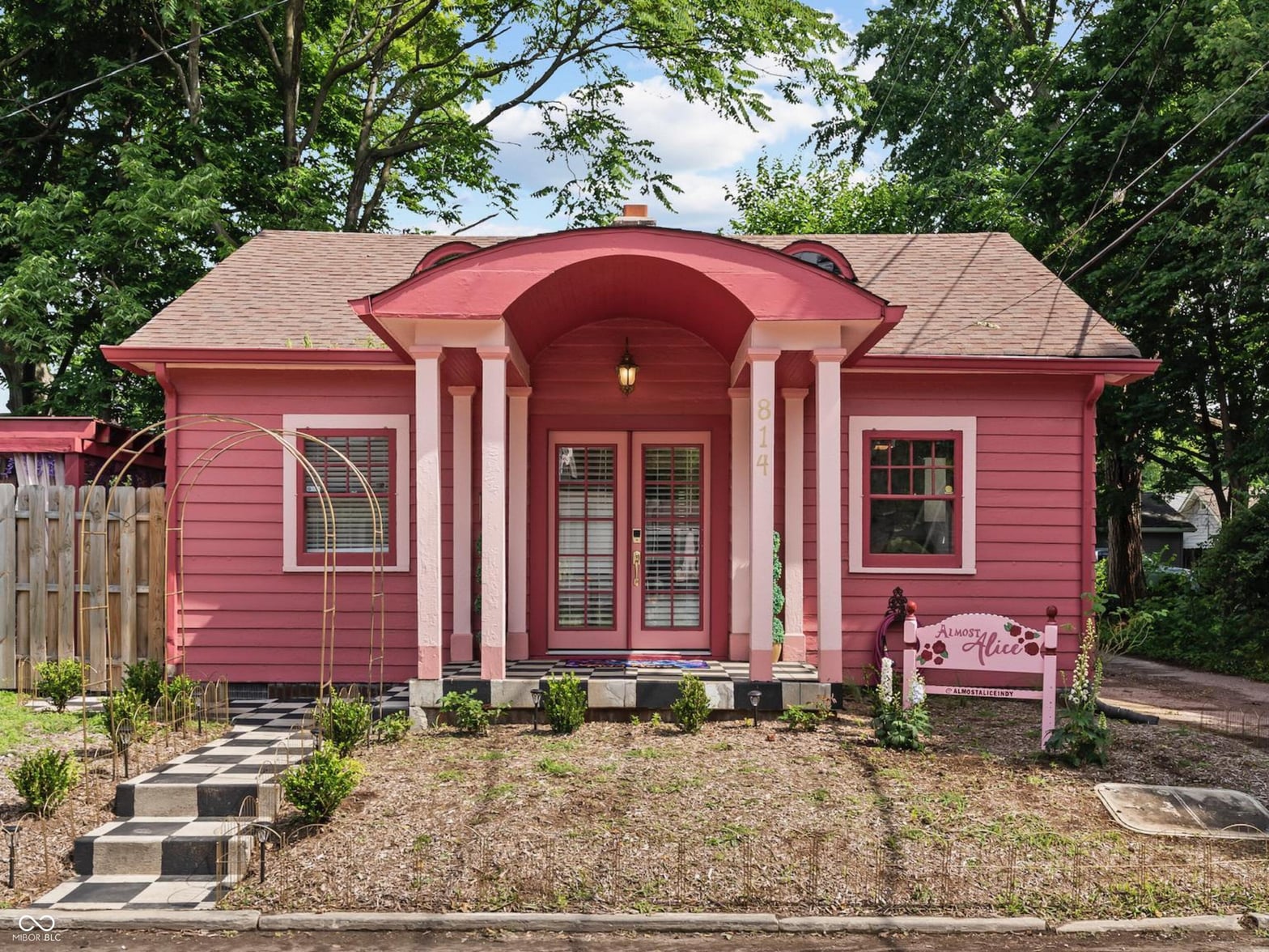 Front exterior at 814 E 48th Street, Indianapolis, IN