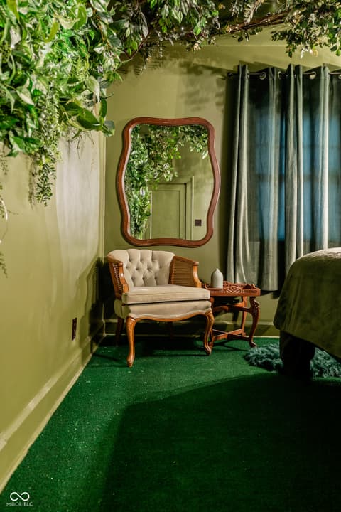 Sitting Room — 814 E 48th Street, Indianapolis, IN