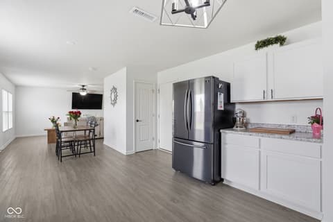 Photo of 375 Michael Drive, Atlanta, IN