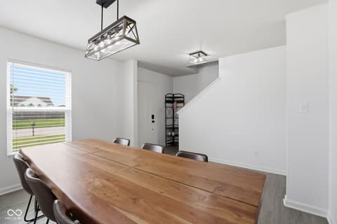 Photo of 375 Michael Drive, Atlanta, IN