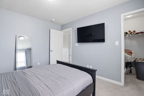 Photo of 375 Michael Drive, Atlanta, IN