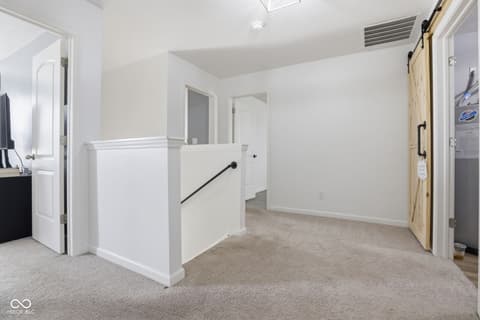 Photo of 375 Michael Drive, Atlanta, IN