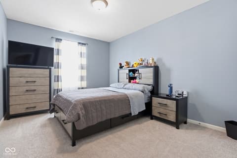 Photo of 375 Michael Drive, Atlanta, IN