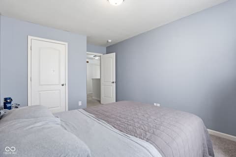 Photo of 375 Michael Drive, Atlanta, IN