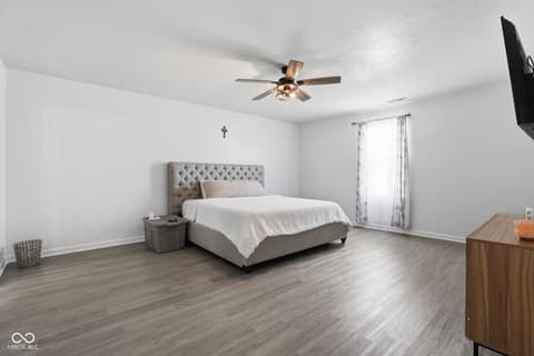 Photo of 375 Michael Drive, Atlanta, IN