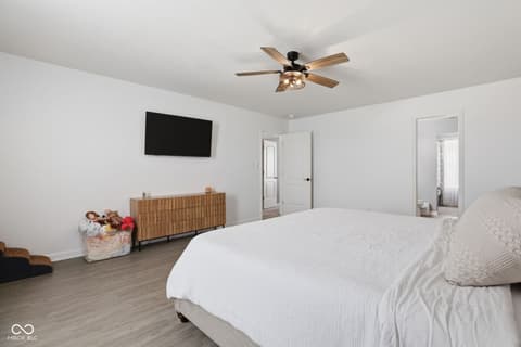 Photo of 375 Michael Drive, Atlanta, IN