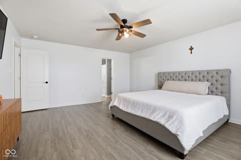 Photo of 375 Michael Drive, Atlanta, IN