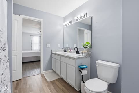 Photo of 375 Michael Drive, Atlanta, IN
