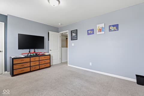 Photo of 375 Michael Drive, Atlanta, IN