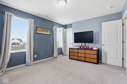 Photo of 375 Michael Drive, Atlanta, IN