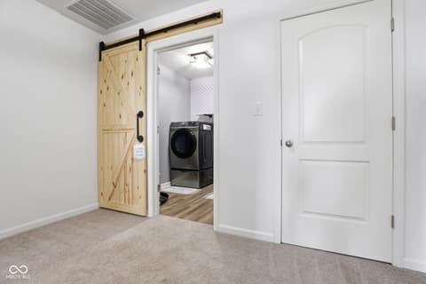 Photo of 375 Michael Drive, Atlanta, IN