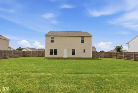 Photo of 375 Michael Drive, Atlanta, IN