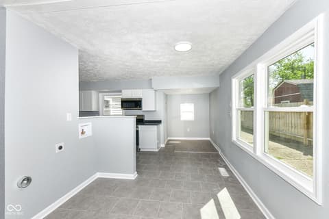 Photo of 541 S Alpha Avenue, Brownsburg, IN