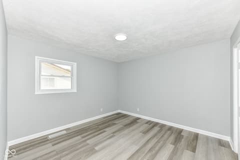 Photo of 541 S Alpha Avenue, Brownsburg, IN