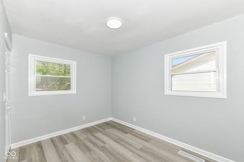 Photo of 541 S Alpha Avenue, Brownsburg, IN