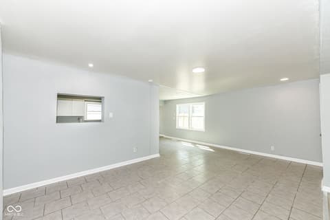 Photo of 541 S Alpha Avenue, Brownsburg, IN