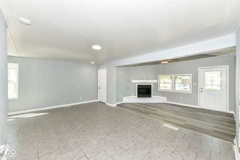 Photo of 541 S Alpha Avenue, Brownsburg, IN