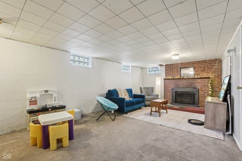 Living room at 1407 W Us Highway 52, Fountaintown, IN
