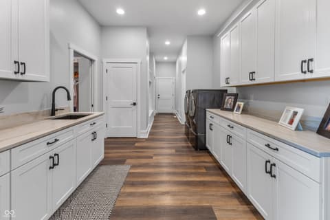 Laundry room at 5780 E County Road 1200 S, Cloverdale, IN