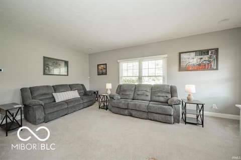 Living room at 4300 W Coyote Run Court, Muncie, IN