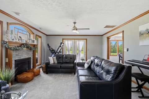 Photo of 1692 E Casey Lane, Greenfield, IN