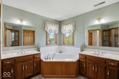 Photo of 1692 E Casey Lane, Greenfield, IN