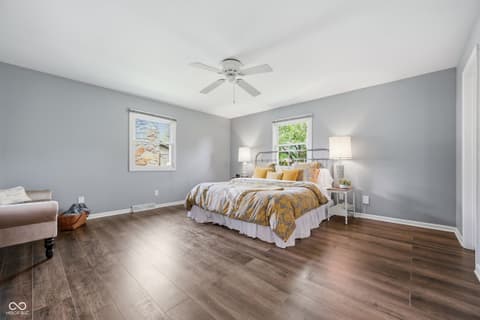 Photo of 820 Yosemite Drive, Indianapolis, IN