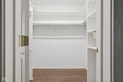 Walk In Closets — 820 Yosemite Drive, Indianapolis, IN