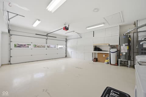 Photo of 820 Yosemite Drive, Indianapolis, IN