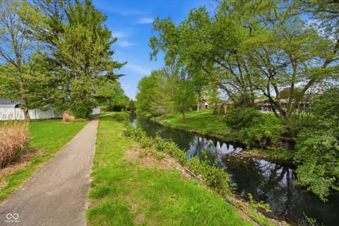 Community — 820 Yosemite Drive, Indianapolis, IN